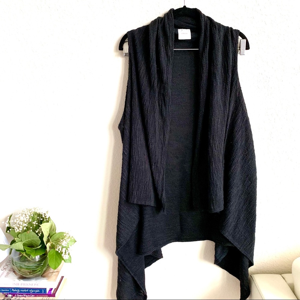 Nemphe black open cardigan, sweater one size